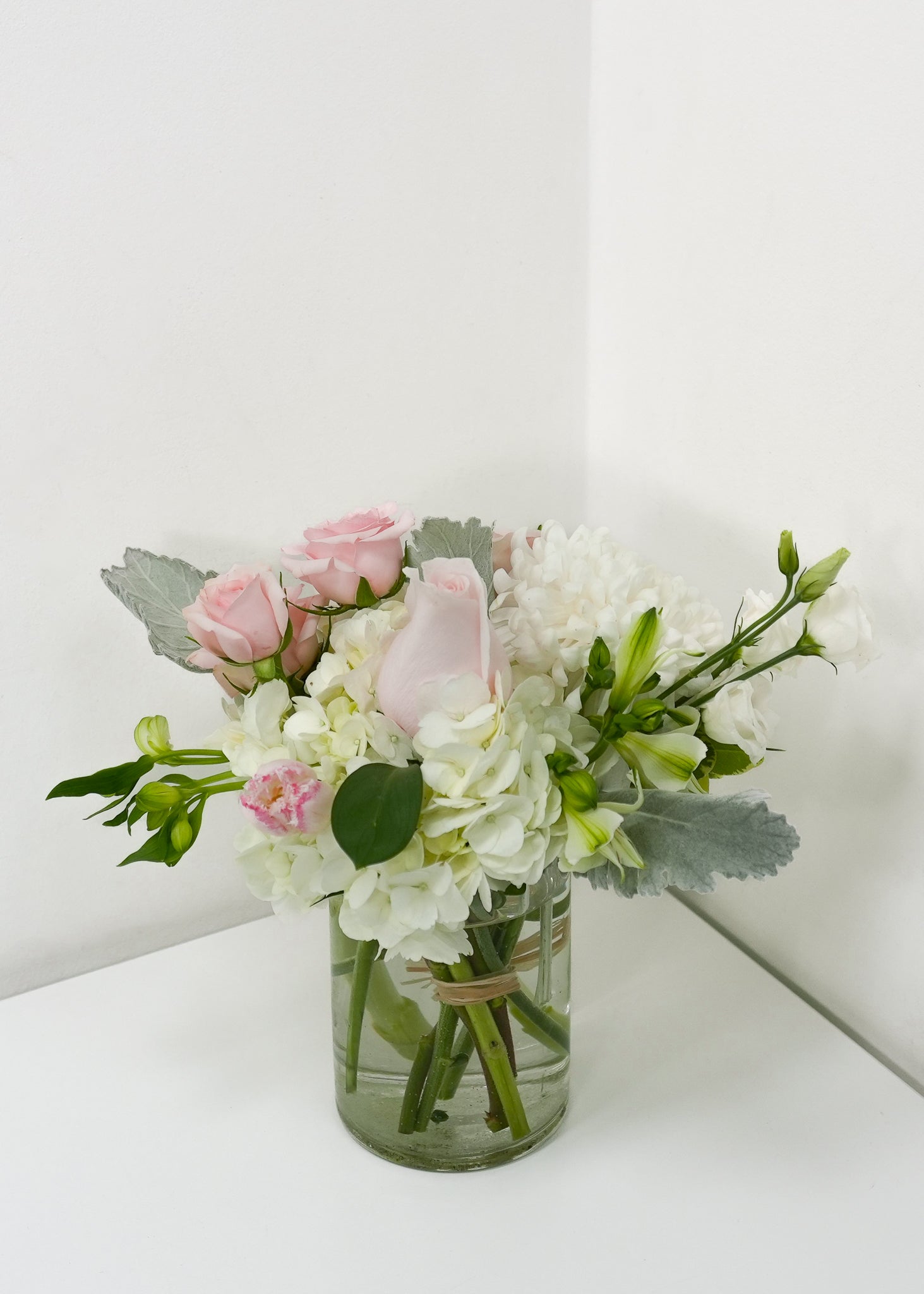 Light Pink Roses Centerpiece Flower & Plant Free Delivery Toronto