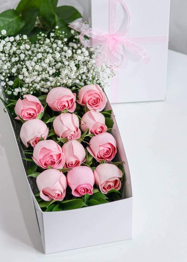 12 Pink Rose Box