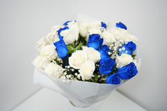 24 Premium White & Blue Roses