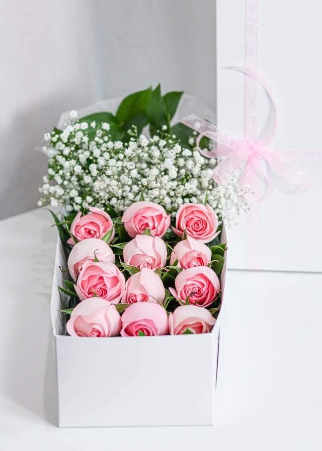 12 Pink Rose with Baby's Breath in a Box - Toronto Flower Gallery