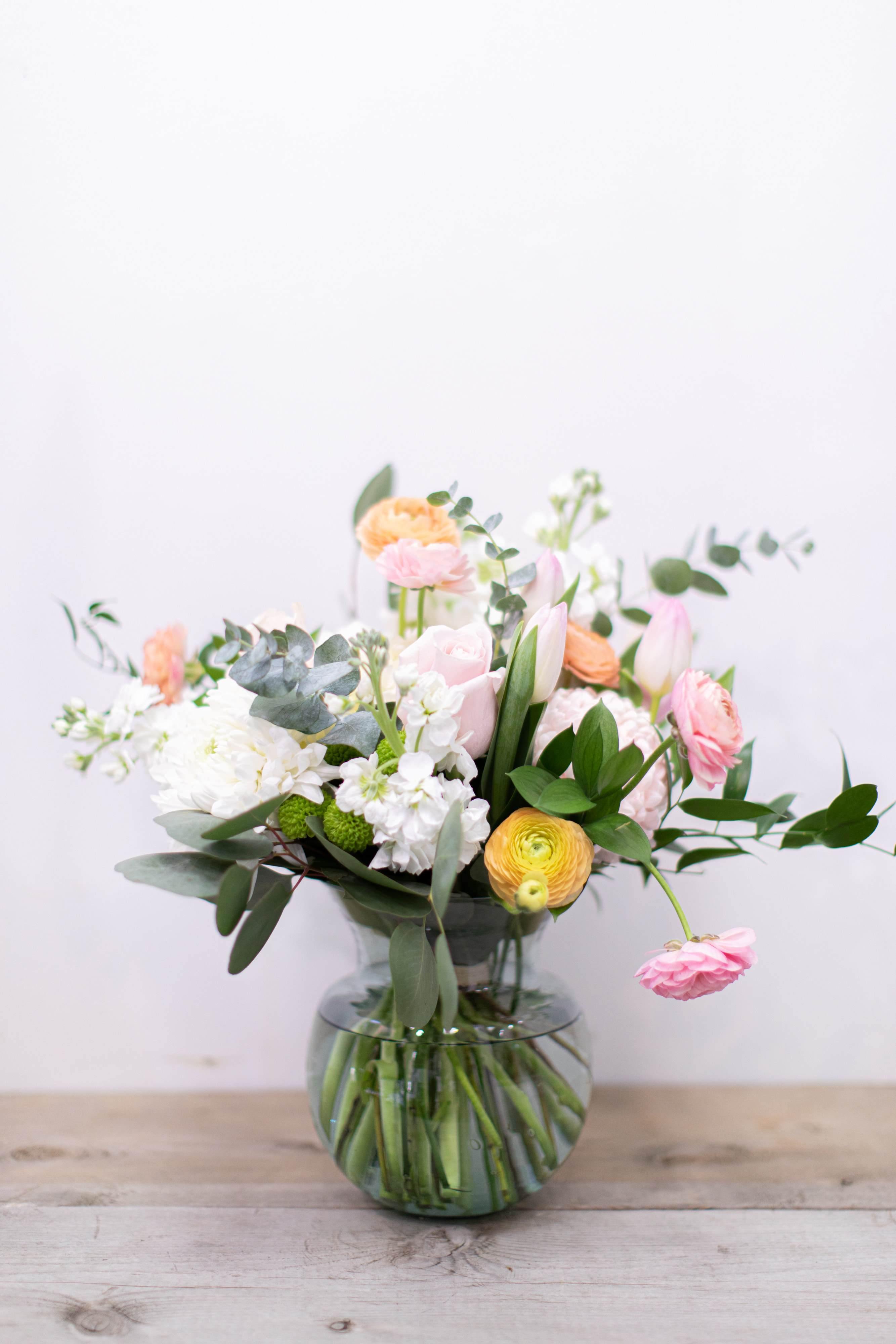 Greeting Bouquet - Toronto Flower Gallery