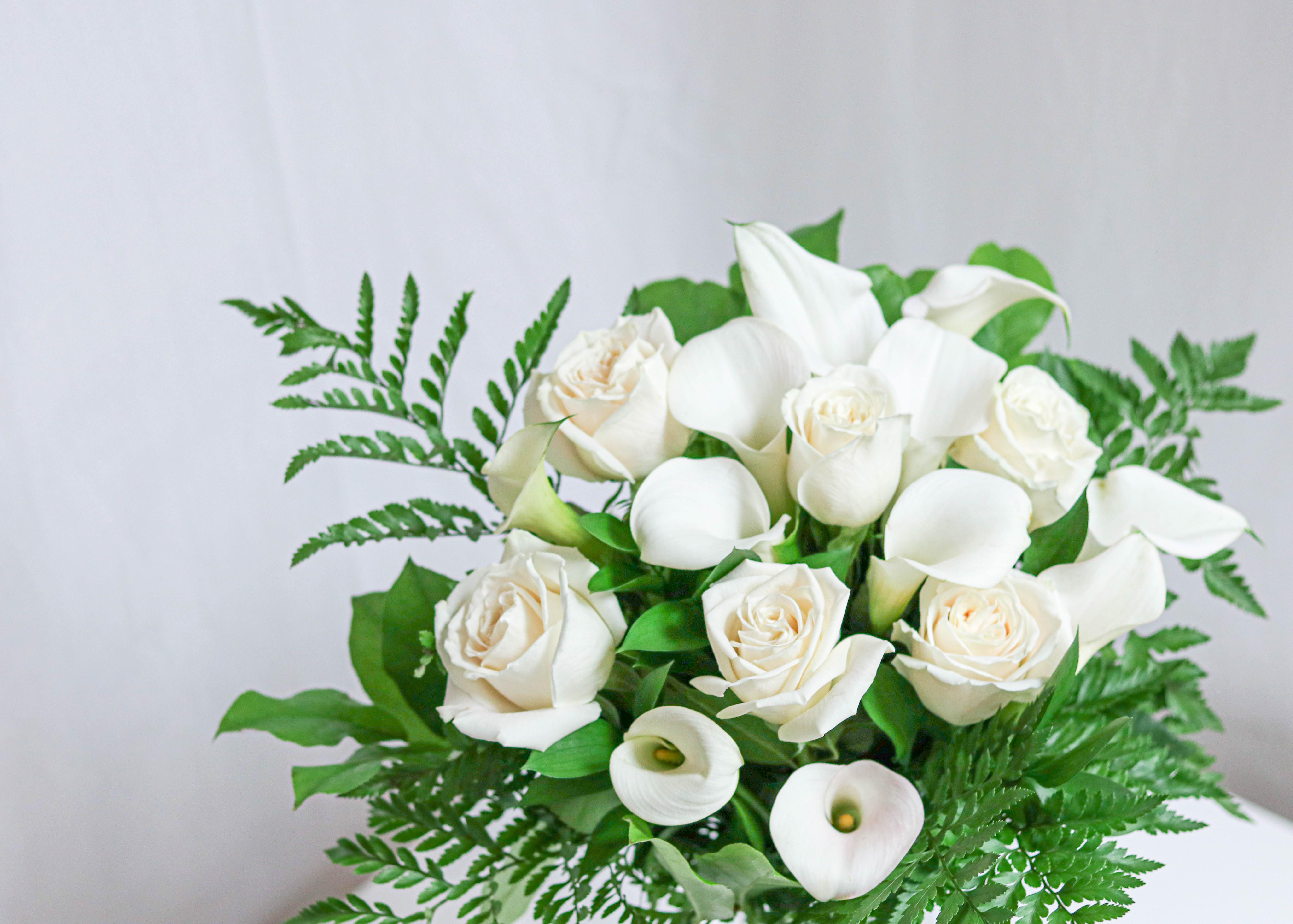 Sweet Solace Bouquet - Flower - Toronto Flower Gallery
